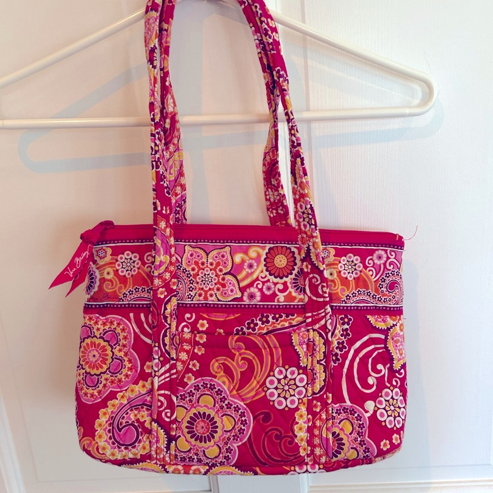 Vera Bradley 18” Raspberry Fizz shoulder bag.